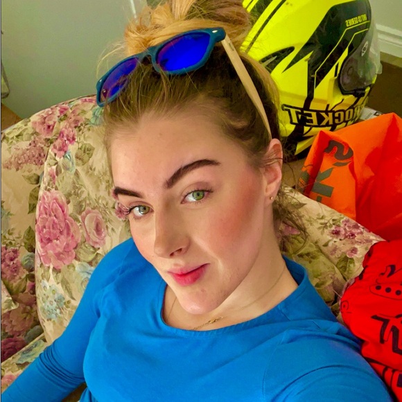 Meet your Posher, Hope - Picture 1 of 1